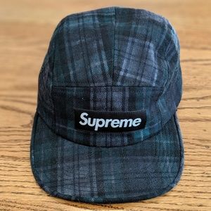 Supreme 6-panel Snapback camp hat in green plaid